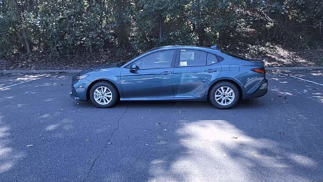 Thumbnail: 2025 Toyota Camry - 5