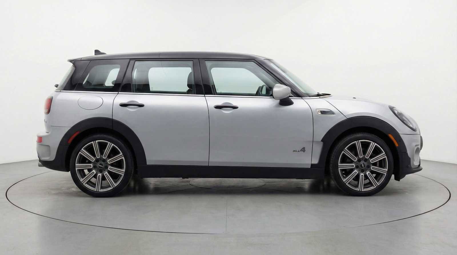 Thumbnail: 2023 MINI Cooper Clubman - 11
