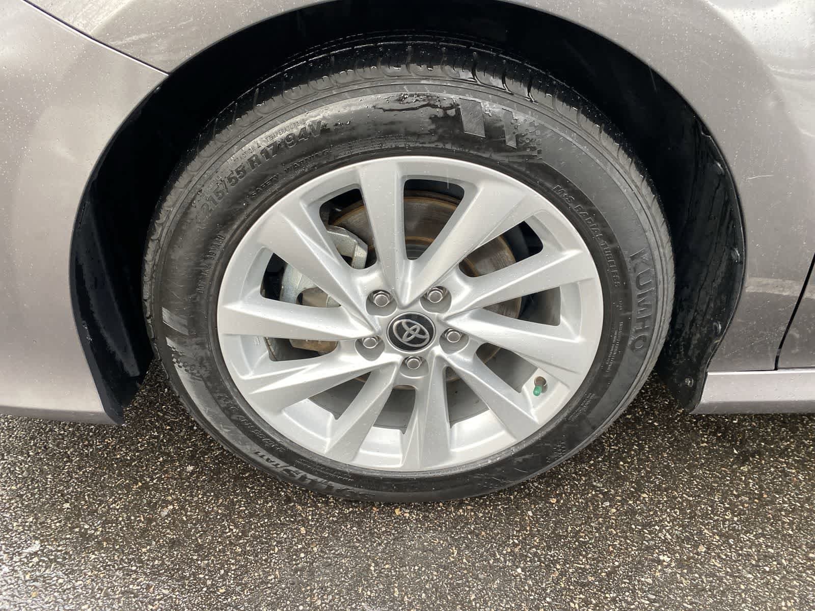 Thumbnail: 2024 Toyota Camry - 17