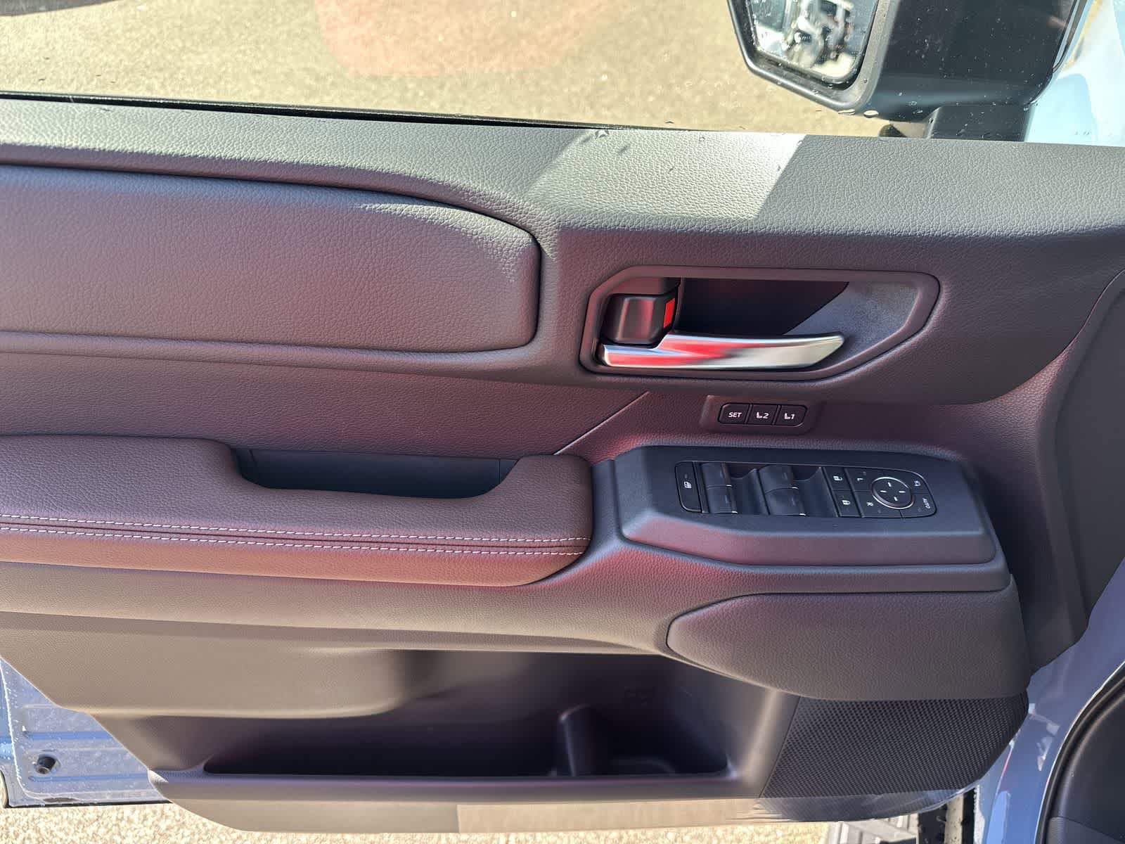 Thumbnail: 2026 Toyota Land Cruiser - 32