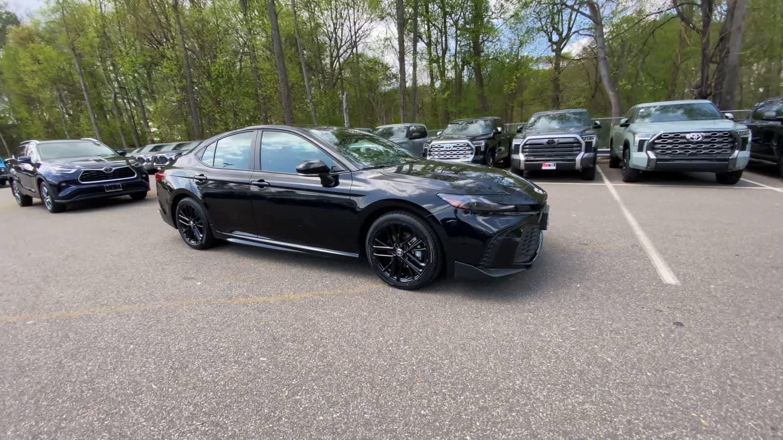 Thumbnail: 2025 Toyota Camry - 7