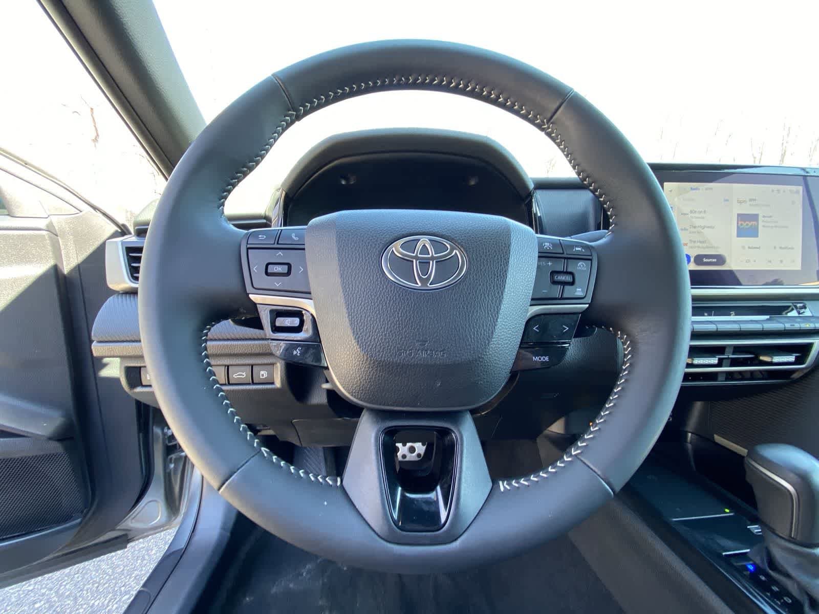 Thumbnail: 2025 Toyota Camry - 28