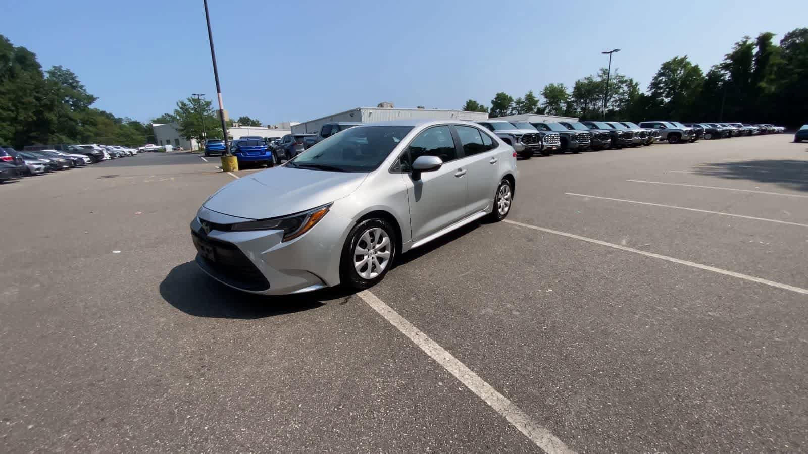 Thumbnail: 2024 Toyota Corolla - 4