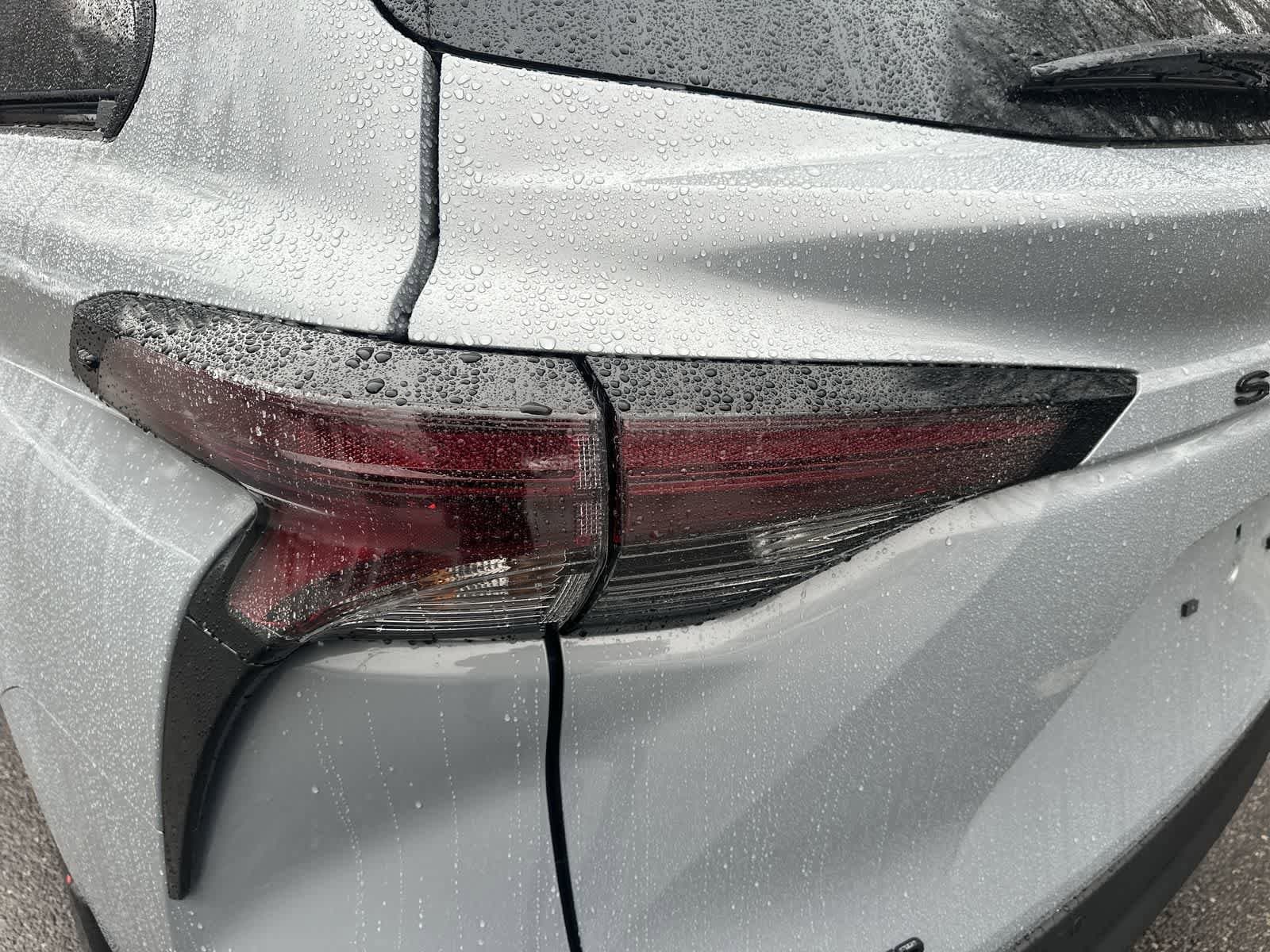 Thumbnail: 2026 Toyota Sienna - 18