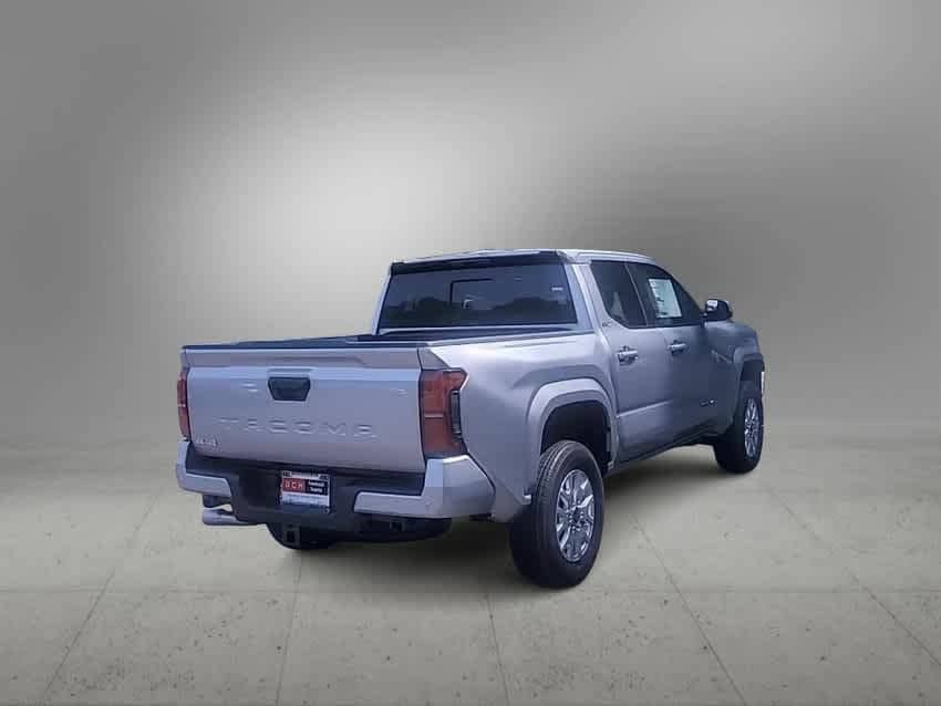 2025 Toyota Tacoma SR5 8