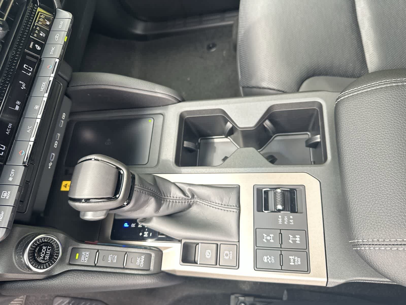 Thumbnail: 2026 Toyota Land Cruiser - 35