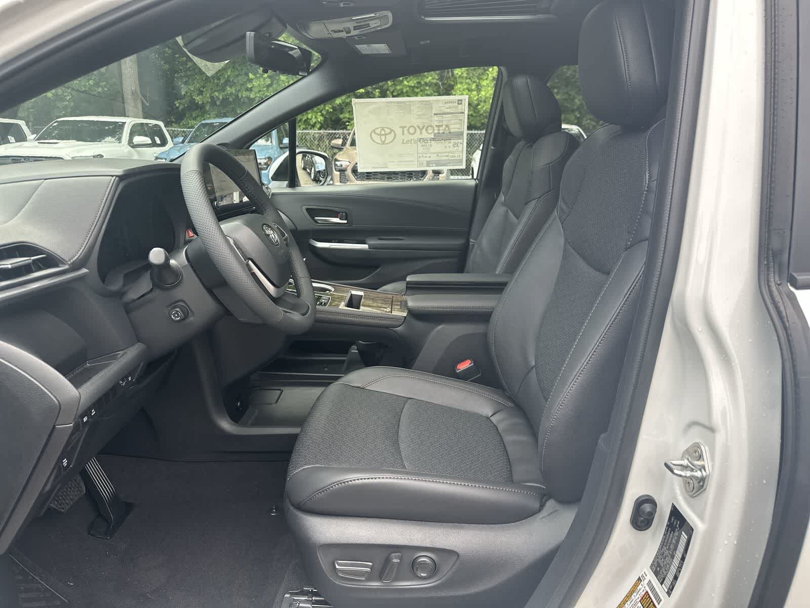 Thumbnail: 2026 Toyota Sienna - 37