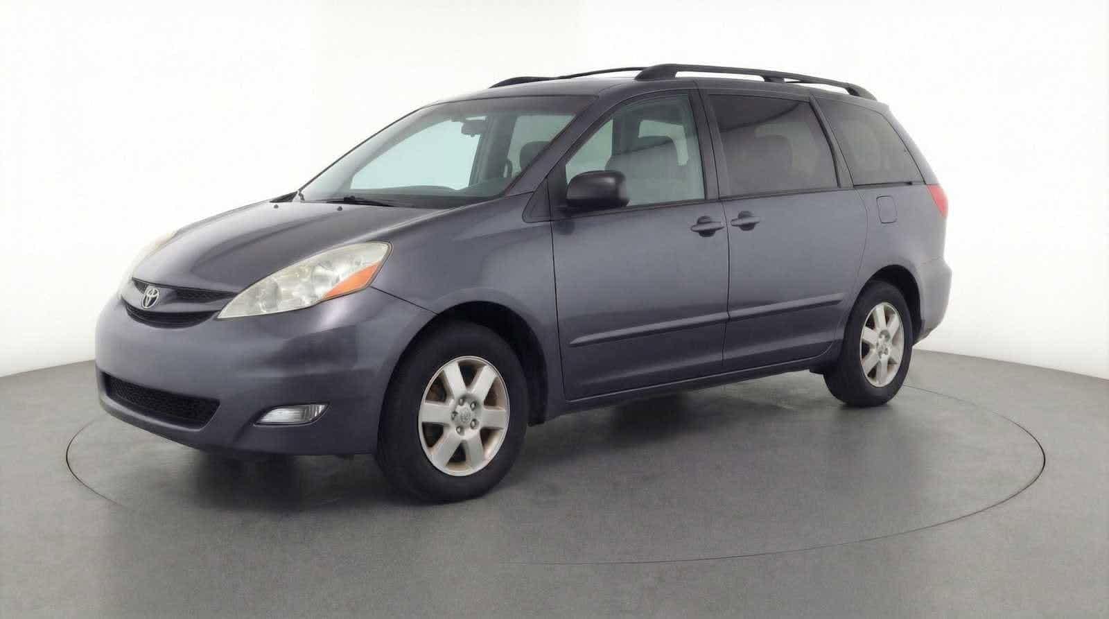 2008 Toyota Sienna XLE -
                  Freehold, NJ
