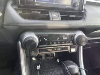 Thumbnail: 2021 Toyota RAV4 - 29