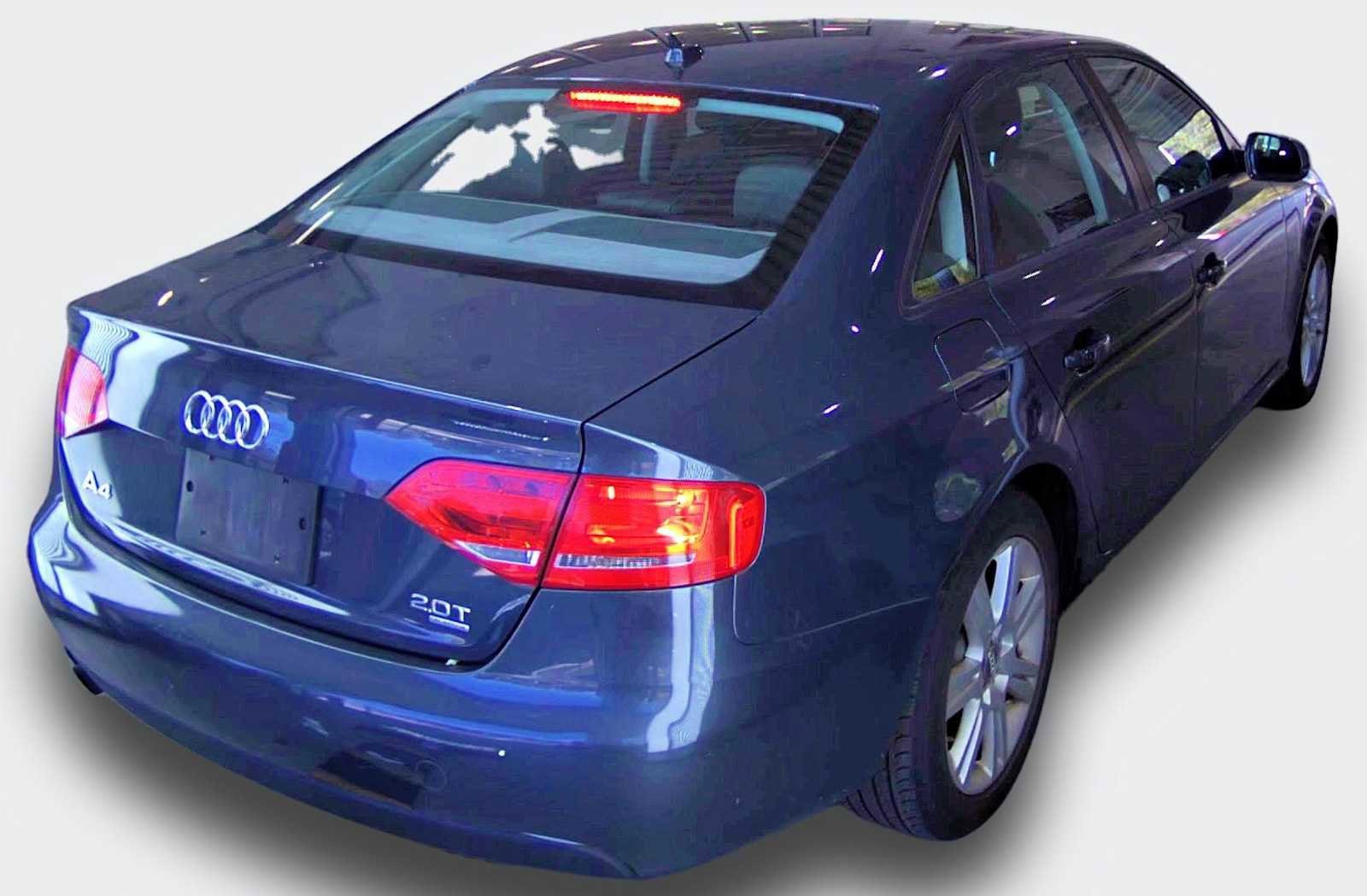 Thumbnail: 2011 Audi A4 - 3