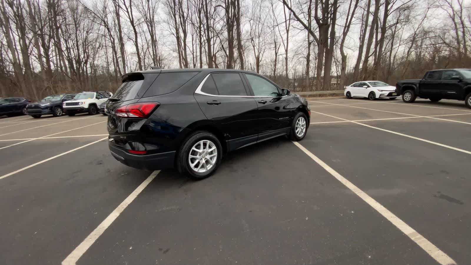 Thumbnail: 2022 Chevrolet Equinox - 13