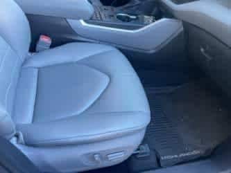 Thumbnail: 2021 Toyota Highlander - 26