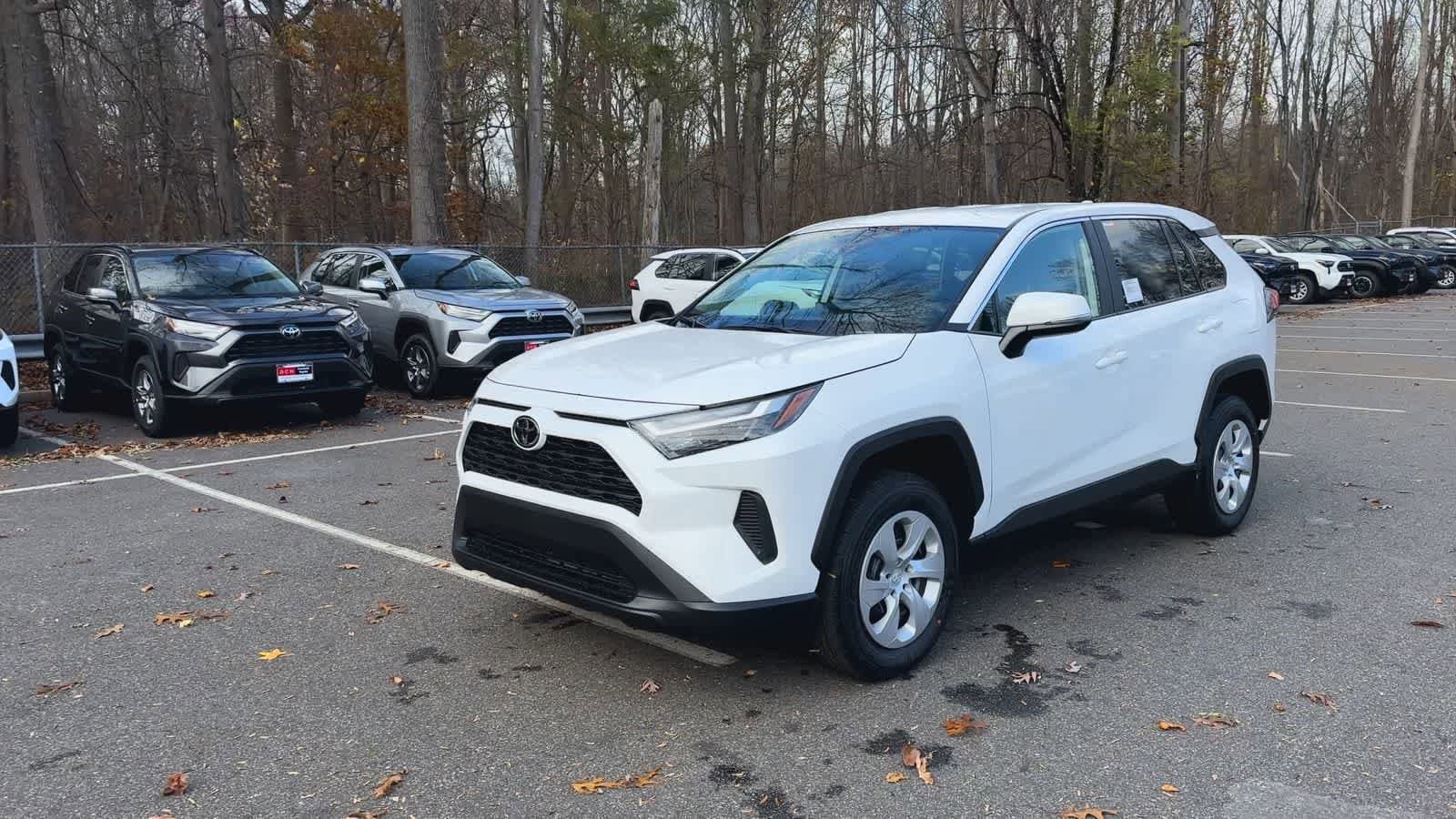 Thumbnail: 2025 Toyota RAV4 - 4