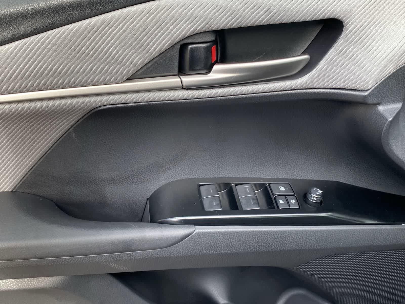 Thumbnail: 2025 Toyota Camry - 21