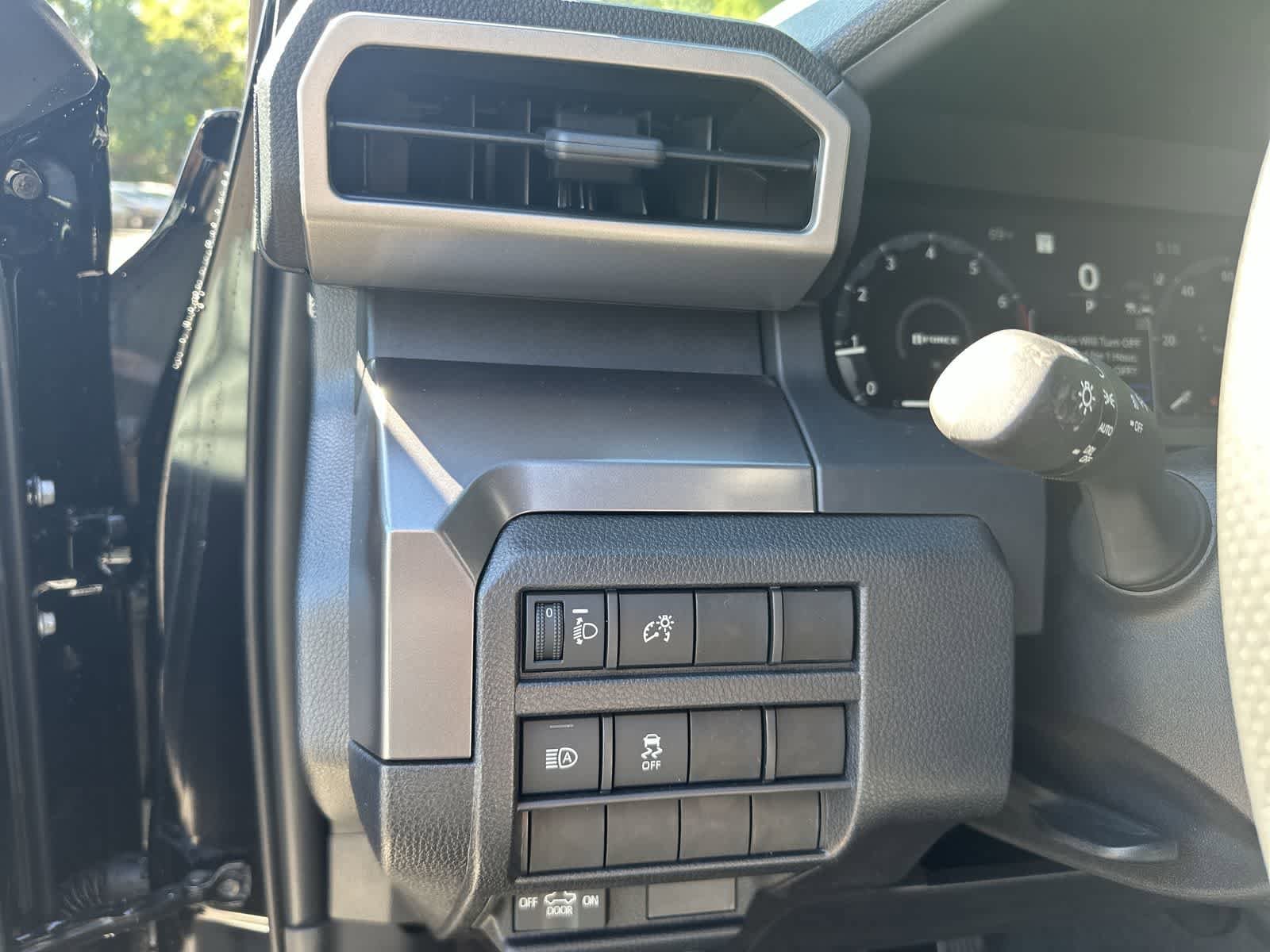 Thumbnail: 2025 Toyota Tacoma - 21