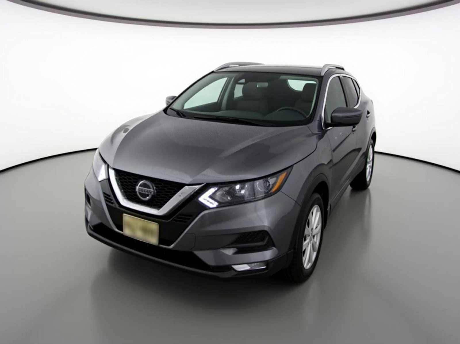 2021 Nissan Rogue Sport SV's photo