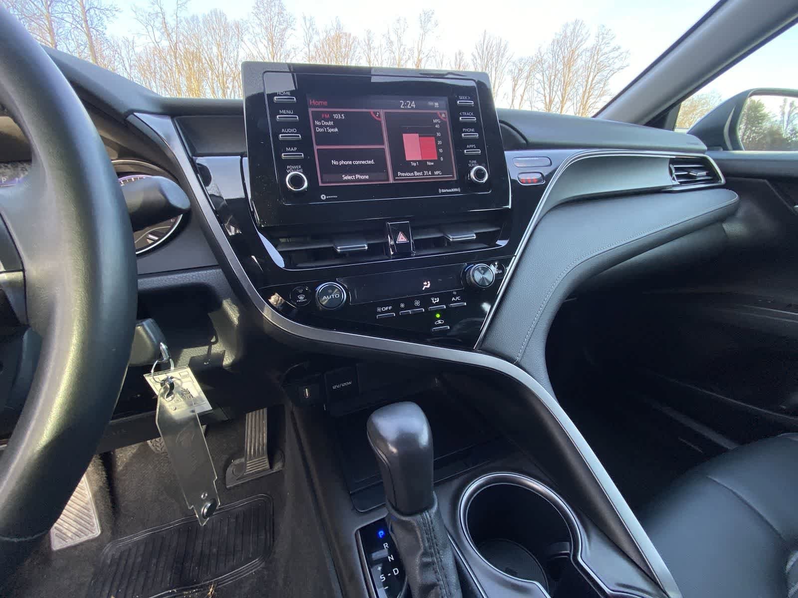 Thumbnail: 2023 Toyota Camry - 27