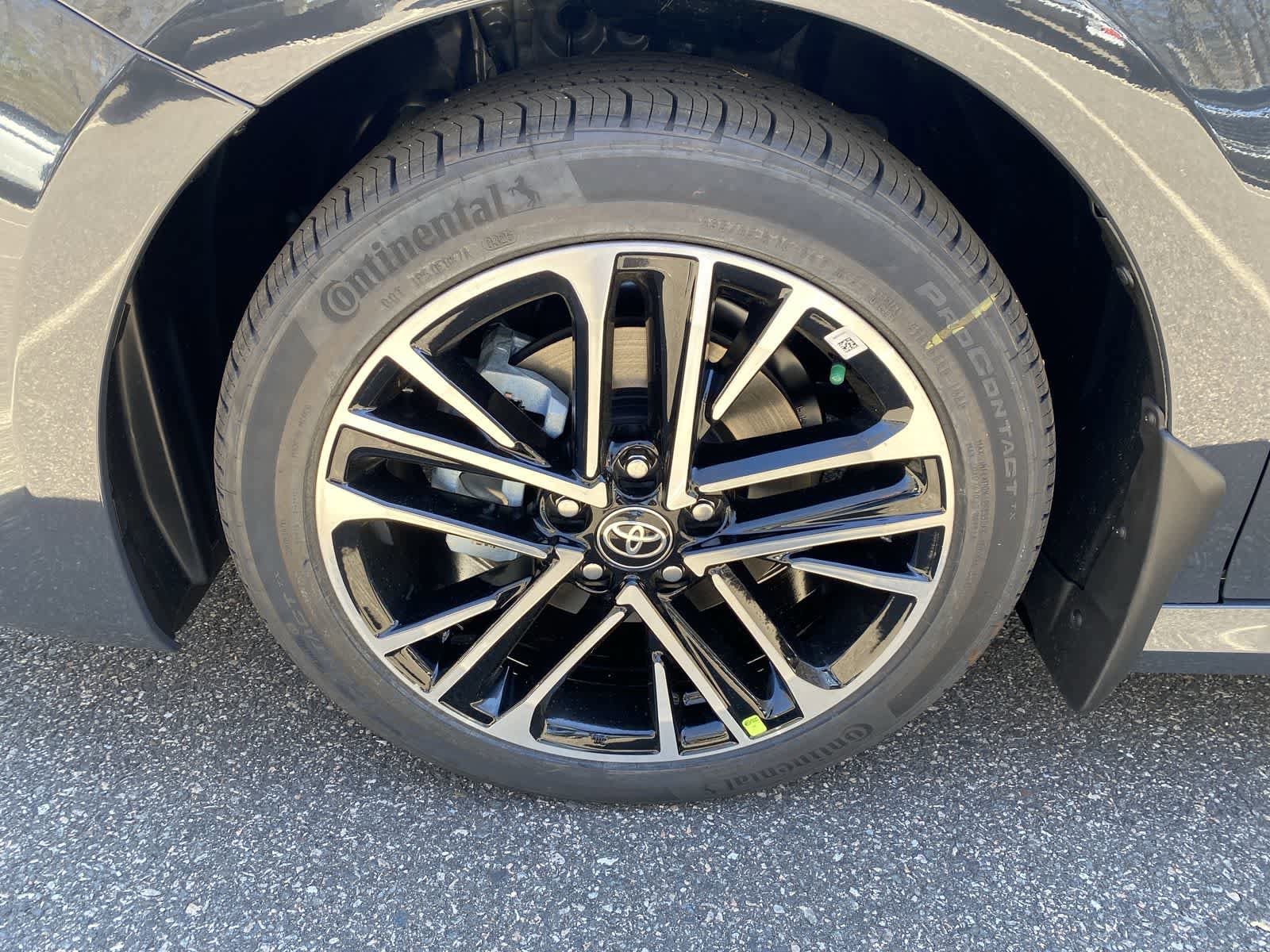 Thumbnail: 2026 Toyota Camry - 12