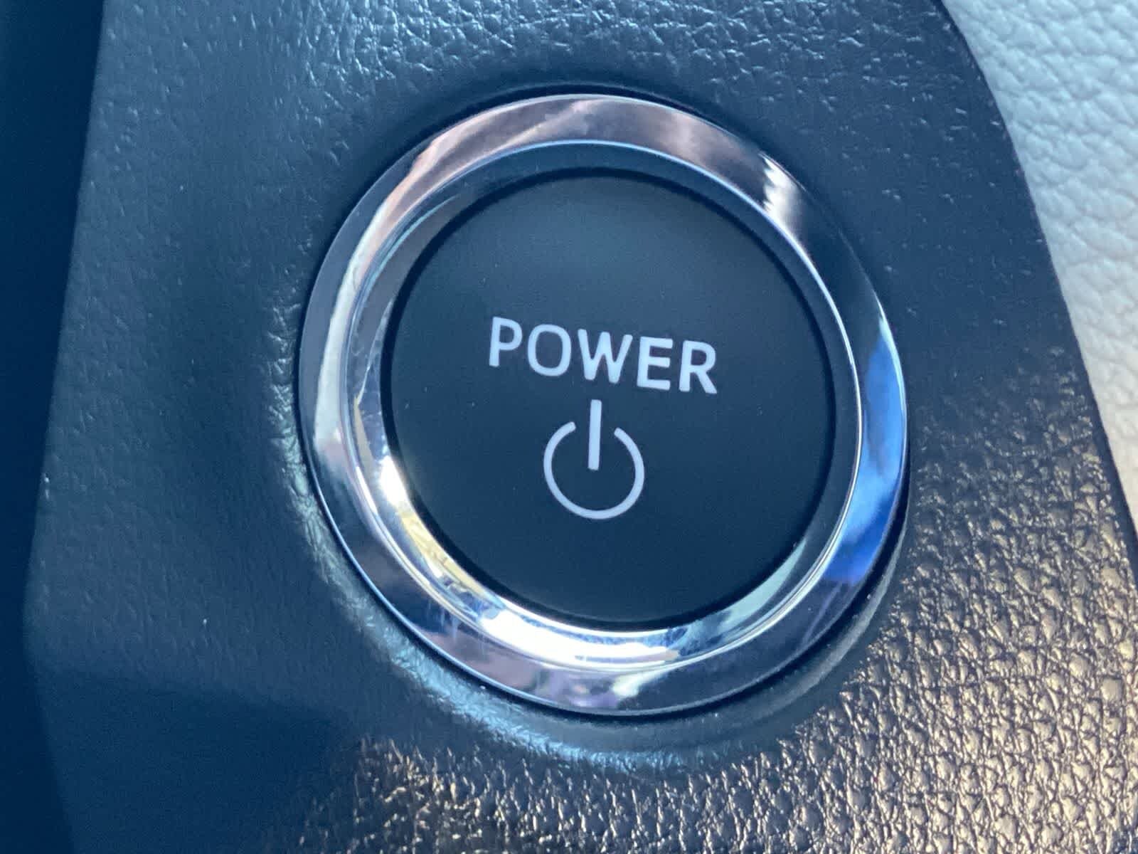 Thumbnail: 2025 Toyota RAV4 - 29