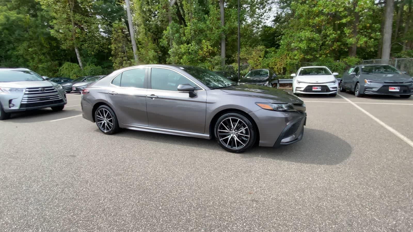 Thumbnail: 2023 Toyota Camry - 4