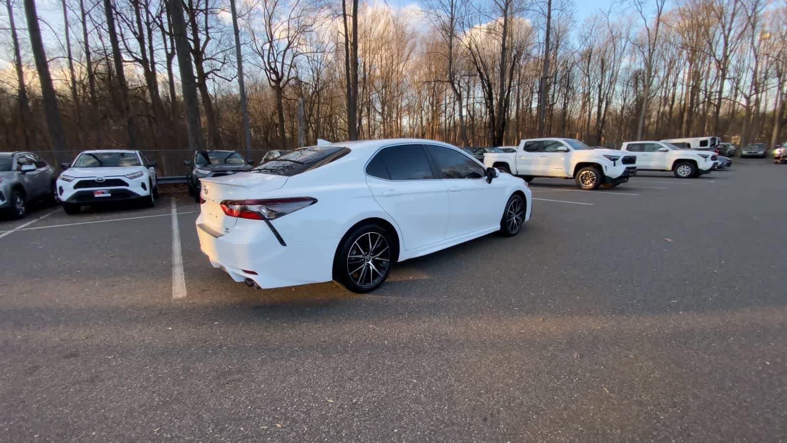 Thumbnail: 2024 Toyota Camry - 8