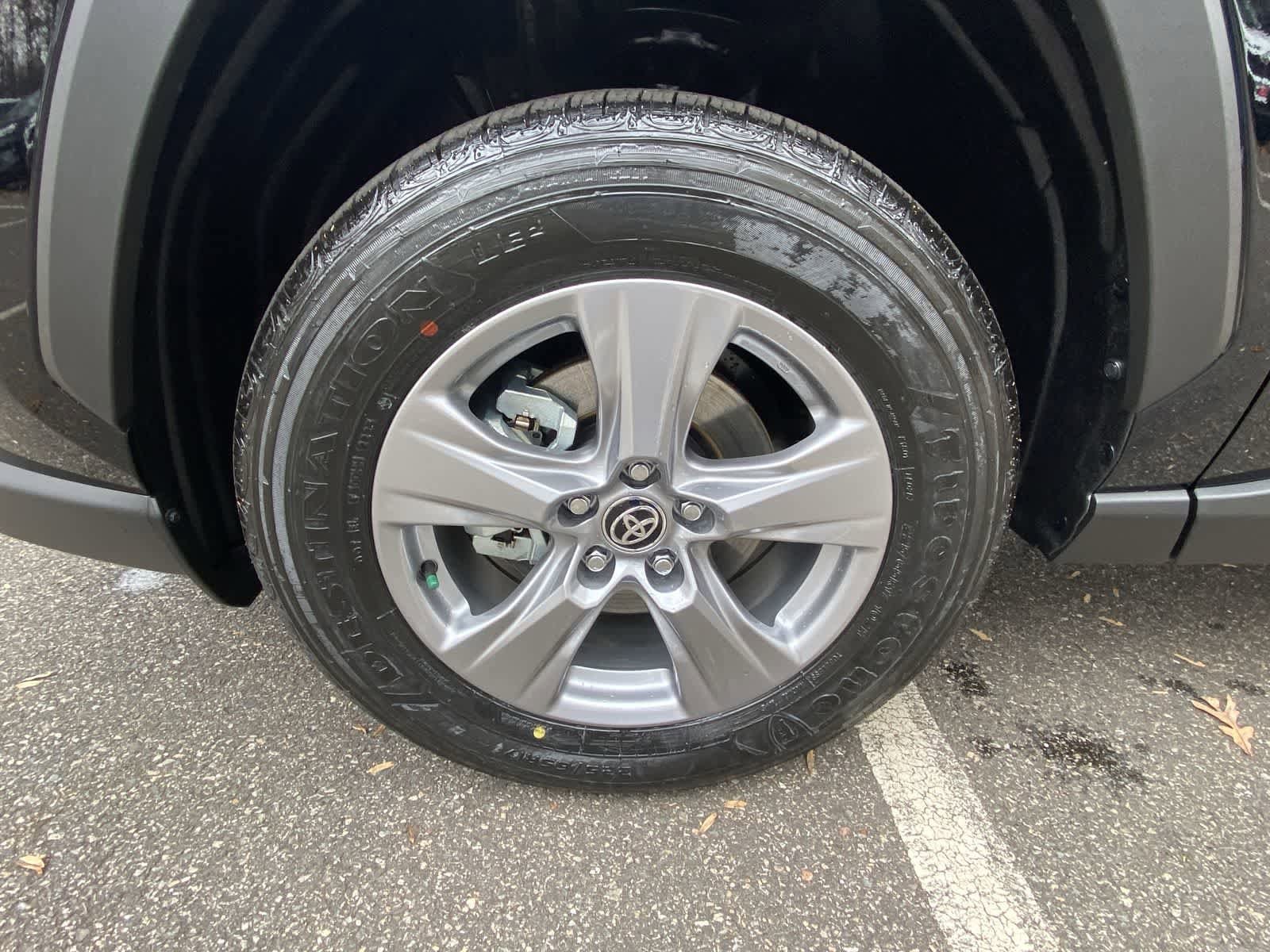 Thumbnail: 2025 Toyota RAV4 - 17