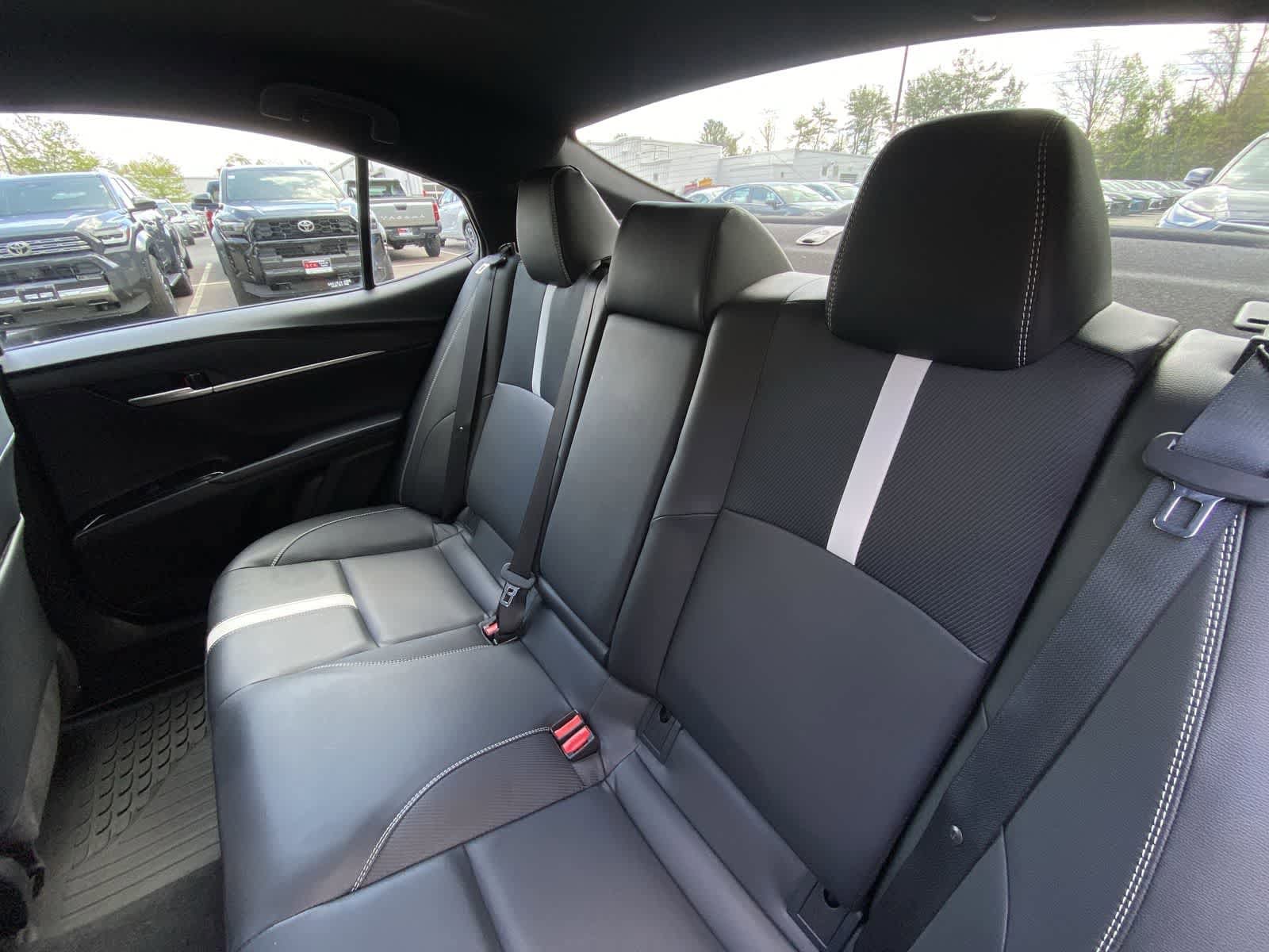 Thumbnail: 2025 Toyota Camry - 25