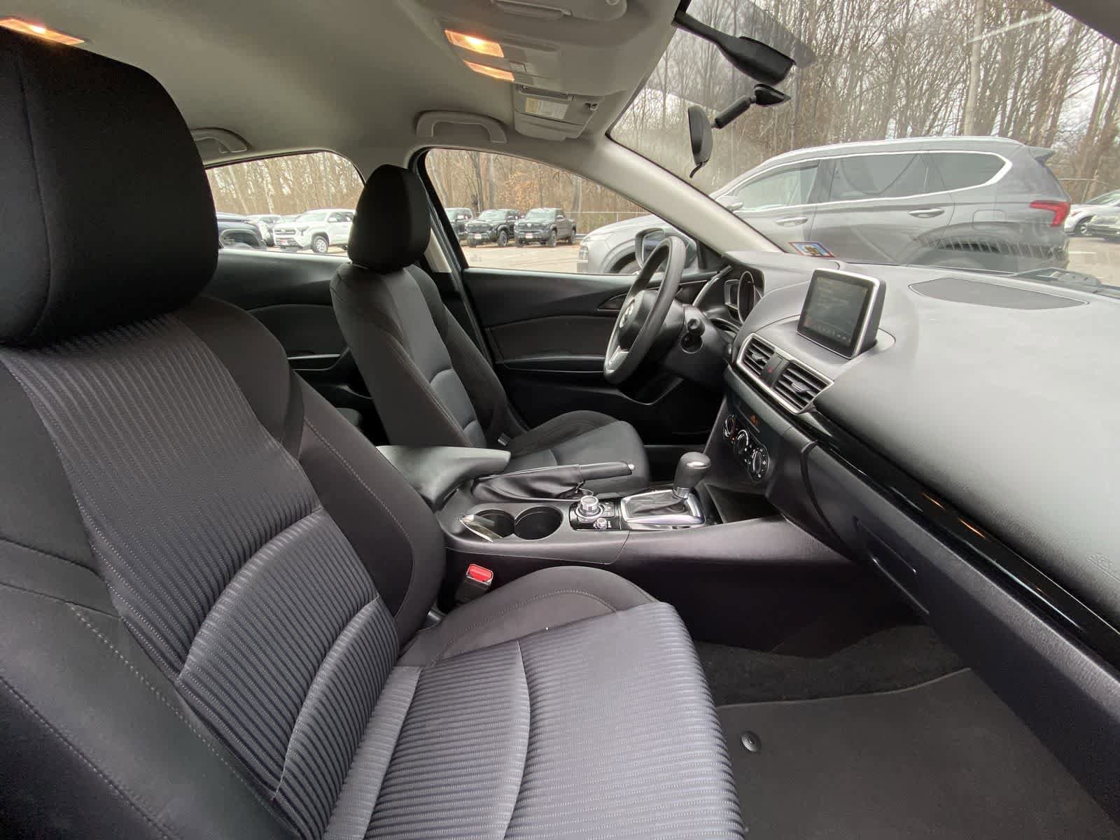 Thumbnail: 2016 Mazda Mazda3 - 26