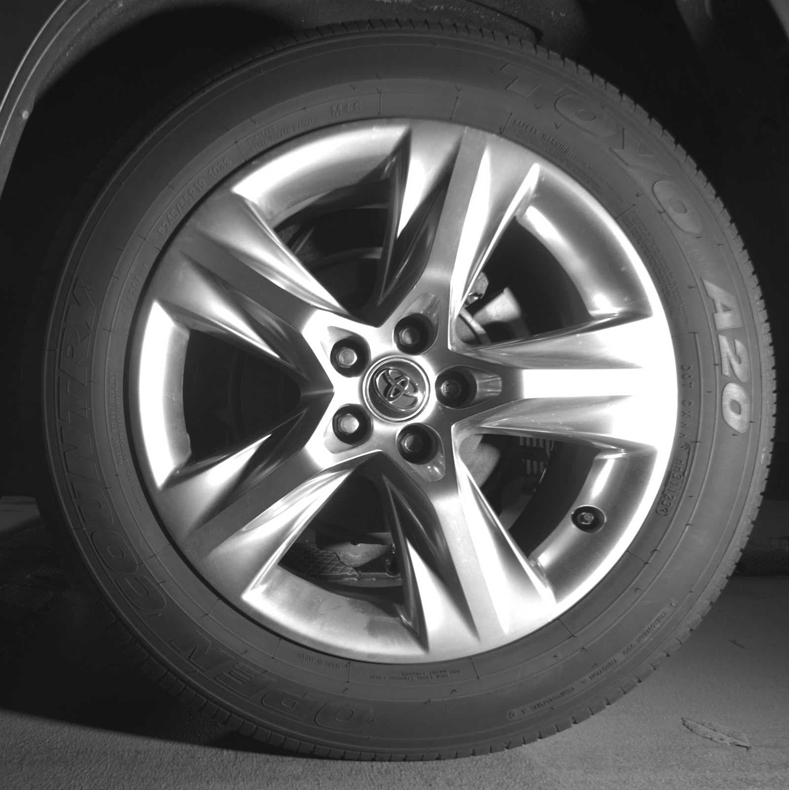 Thumbnail: 2017 Toyota Highlander - 21