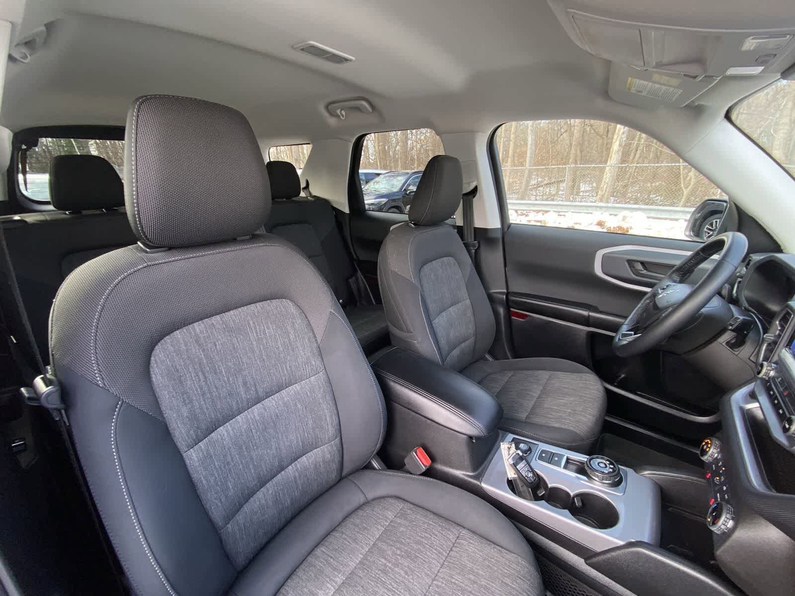 Thumbnail: 2022 Ford Bronco Sport - 26