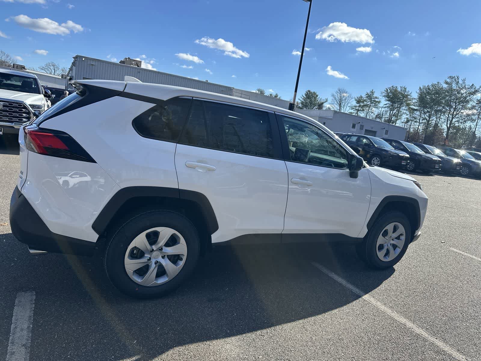 Thumbnail: 2025 Toyota RAV4 - 18