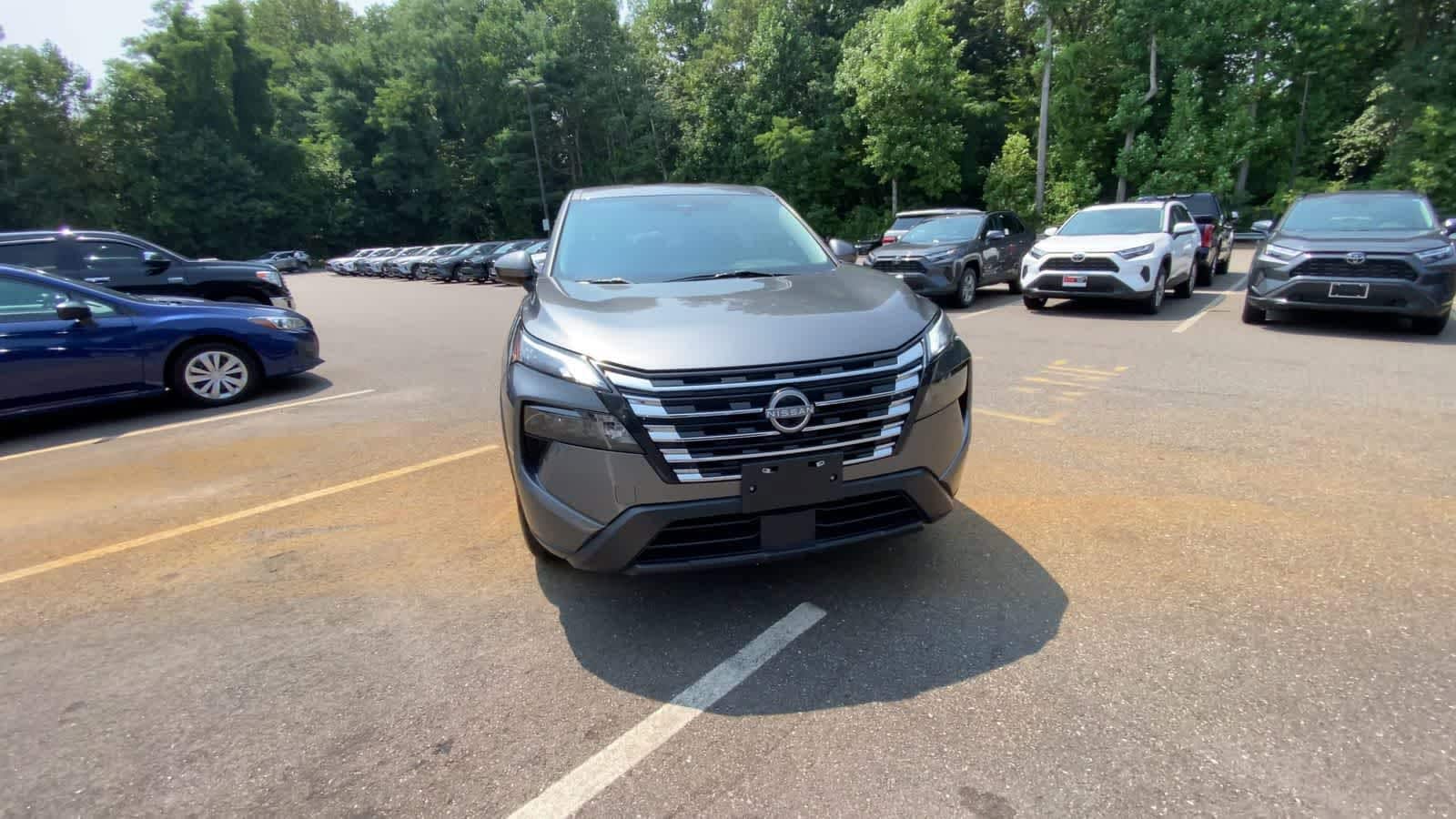 Thumbnail: 2024 Nissan Rogue - 3