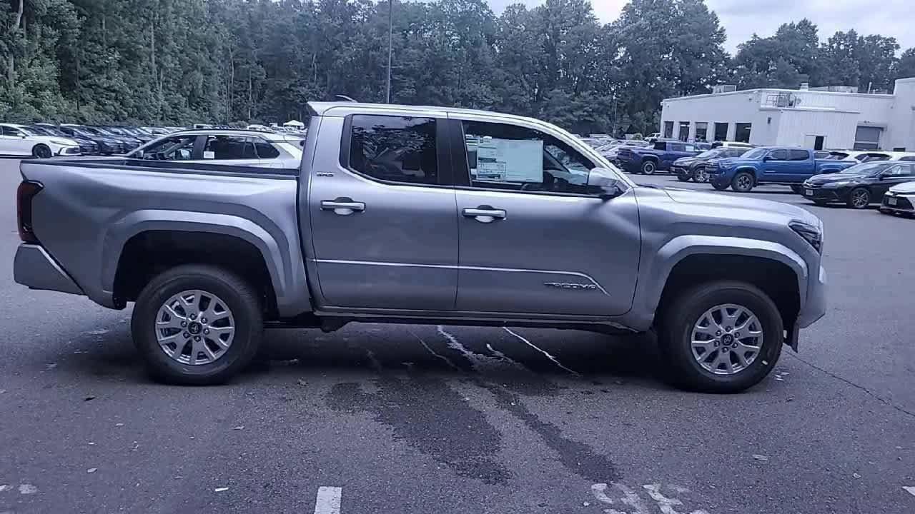 Thumbnail: 2025 Toyota Tacoma - 9