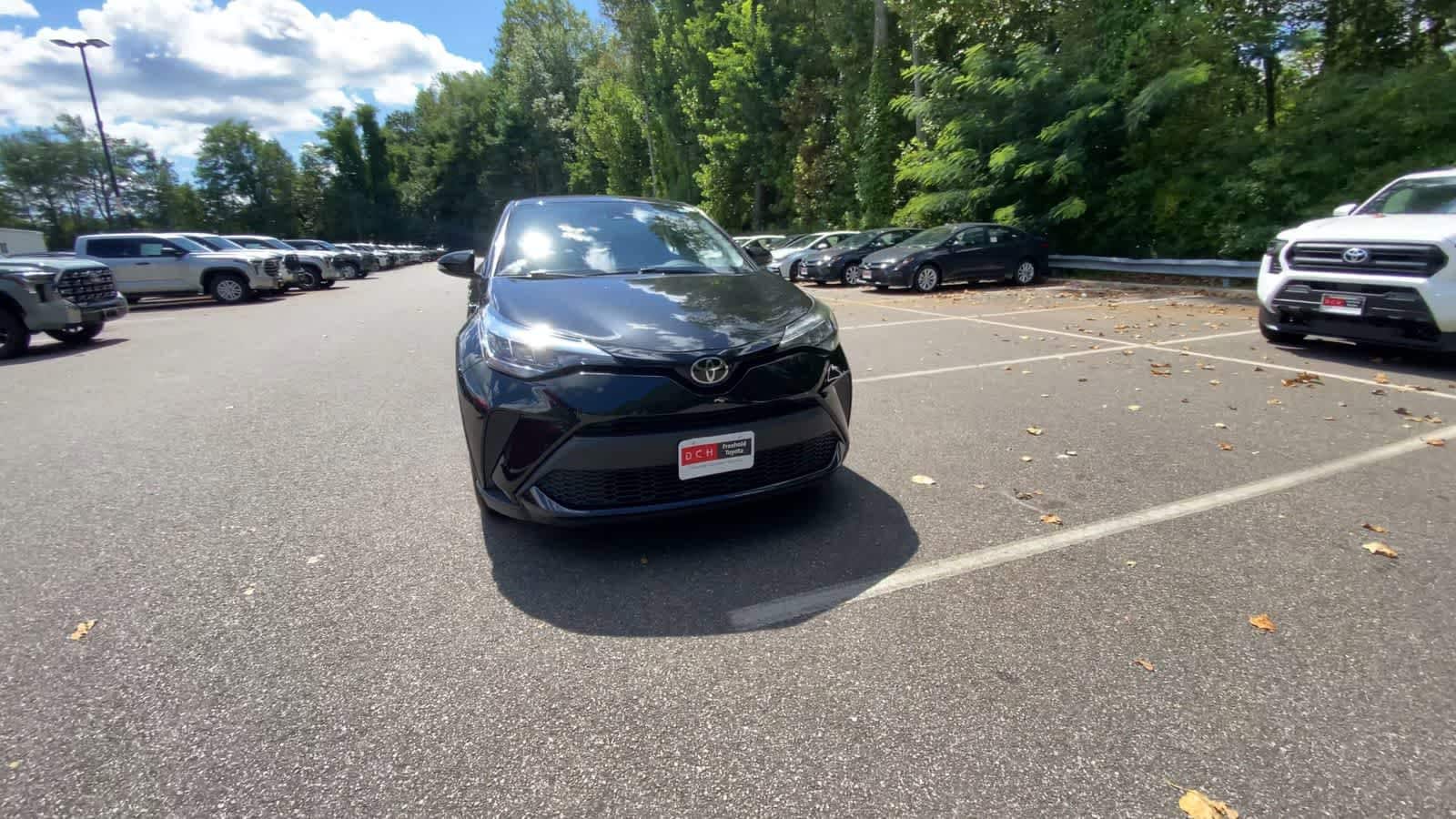 Thumbnail: 2021 Toyota C-HR - 4