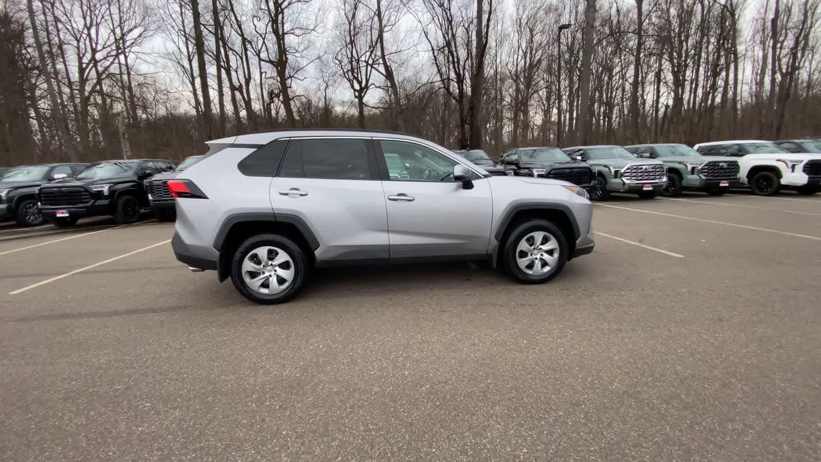 Thumbnail: 2021 Toyota RAV4 - 16