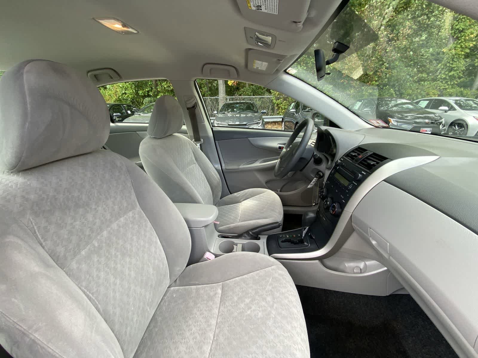 Thumbnail: 2009 Toyota Corolla - 20