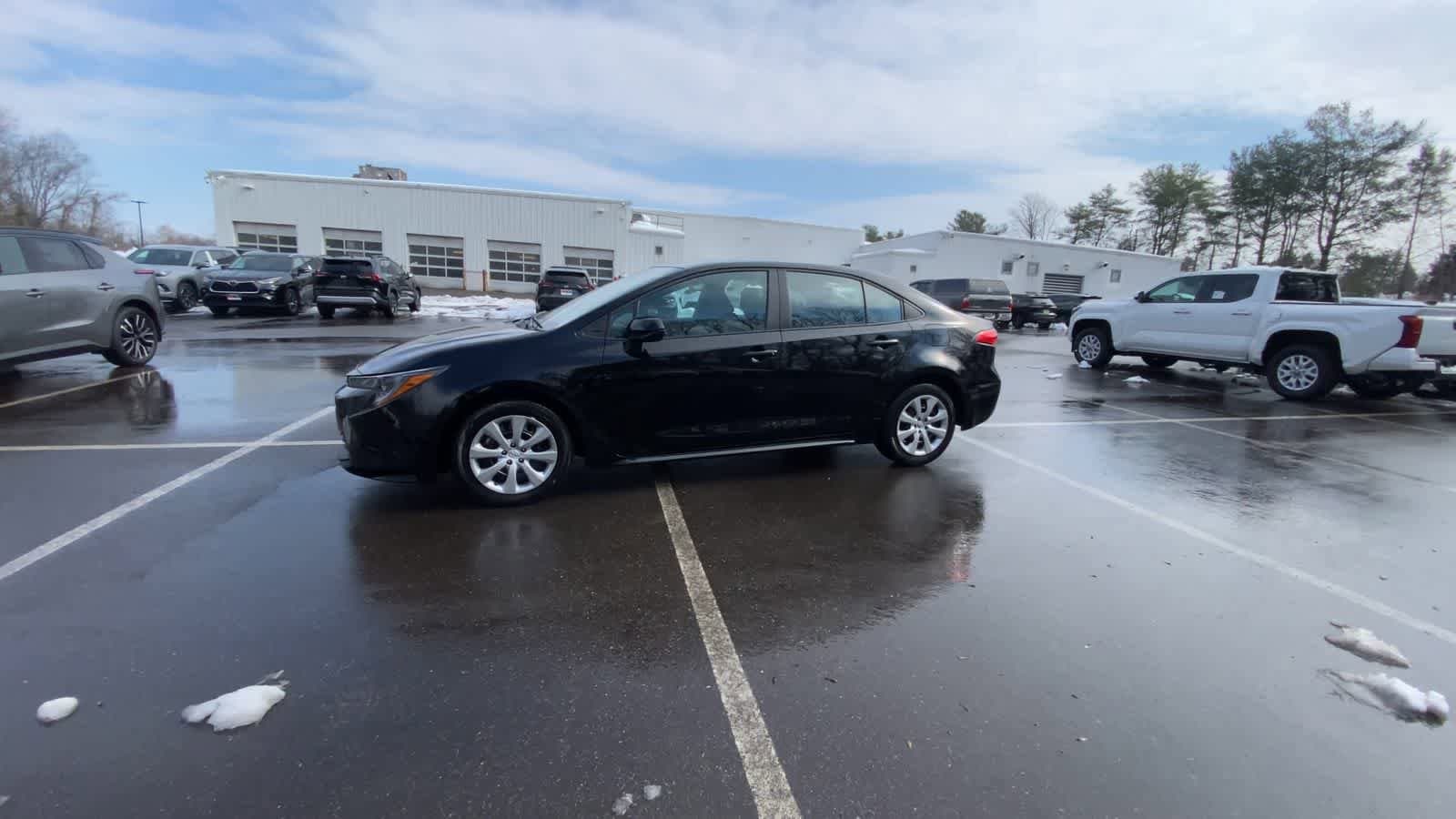 Thumbnail: 2025 Toyota Corolla - 6