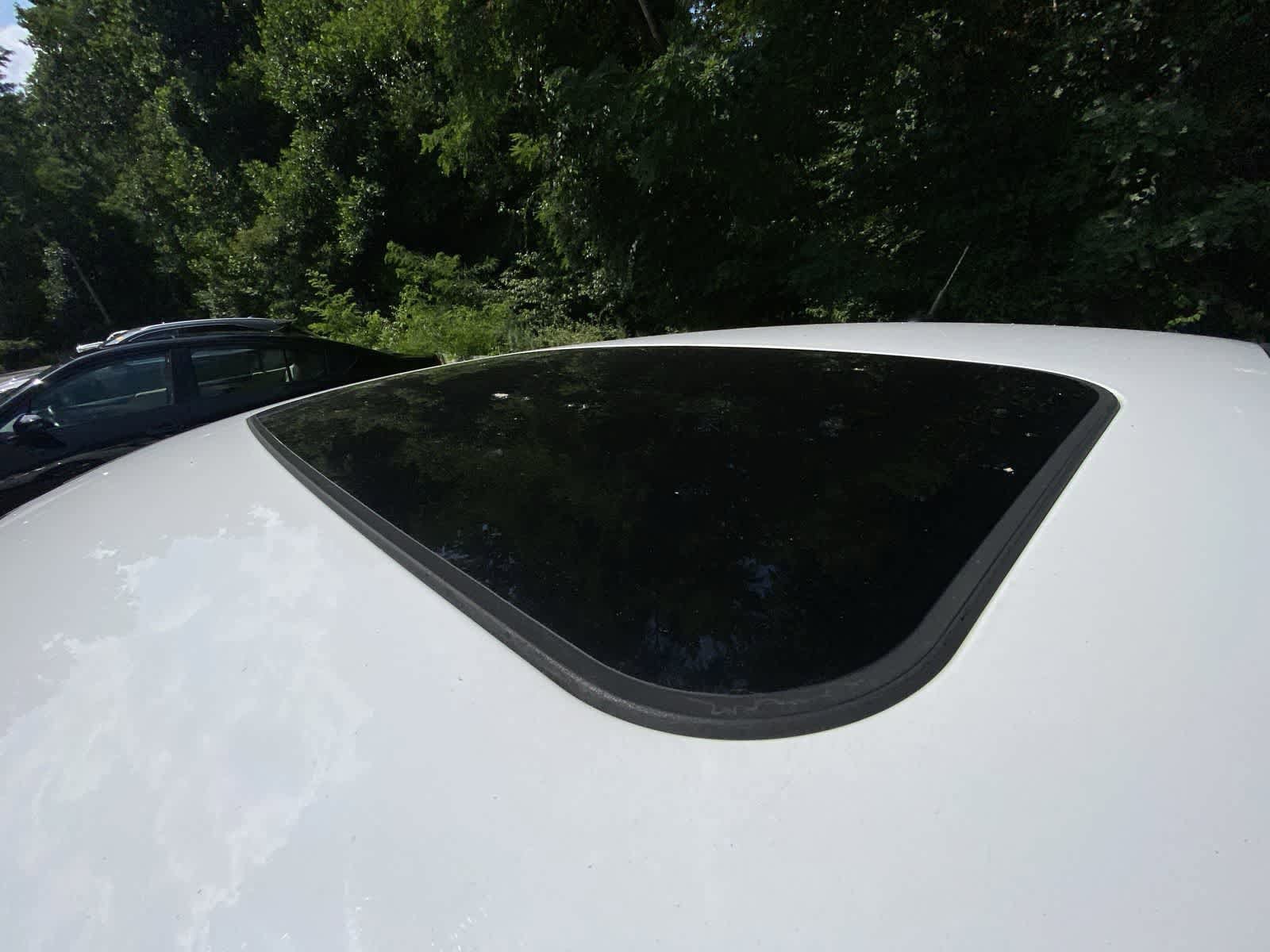Thumbnail: 2014 Ford Focus - 10