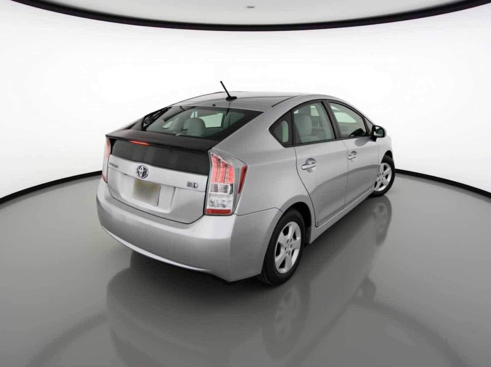 Thumbnail: 2011 Toyota Prius - 7