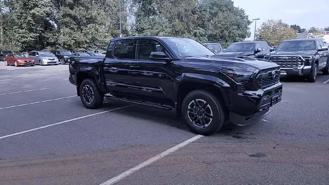 Thumbnail: 2025 Toyota Tacoma - 2