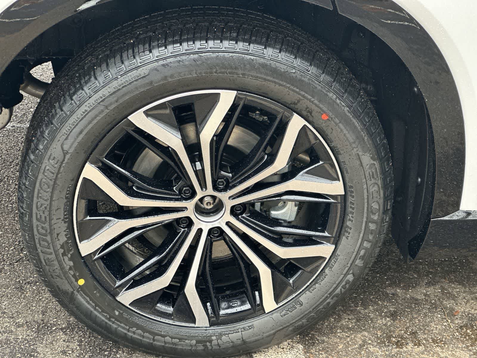 Thumbnail: 2025 Toyota Crown Signia - 11