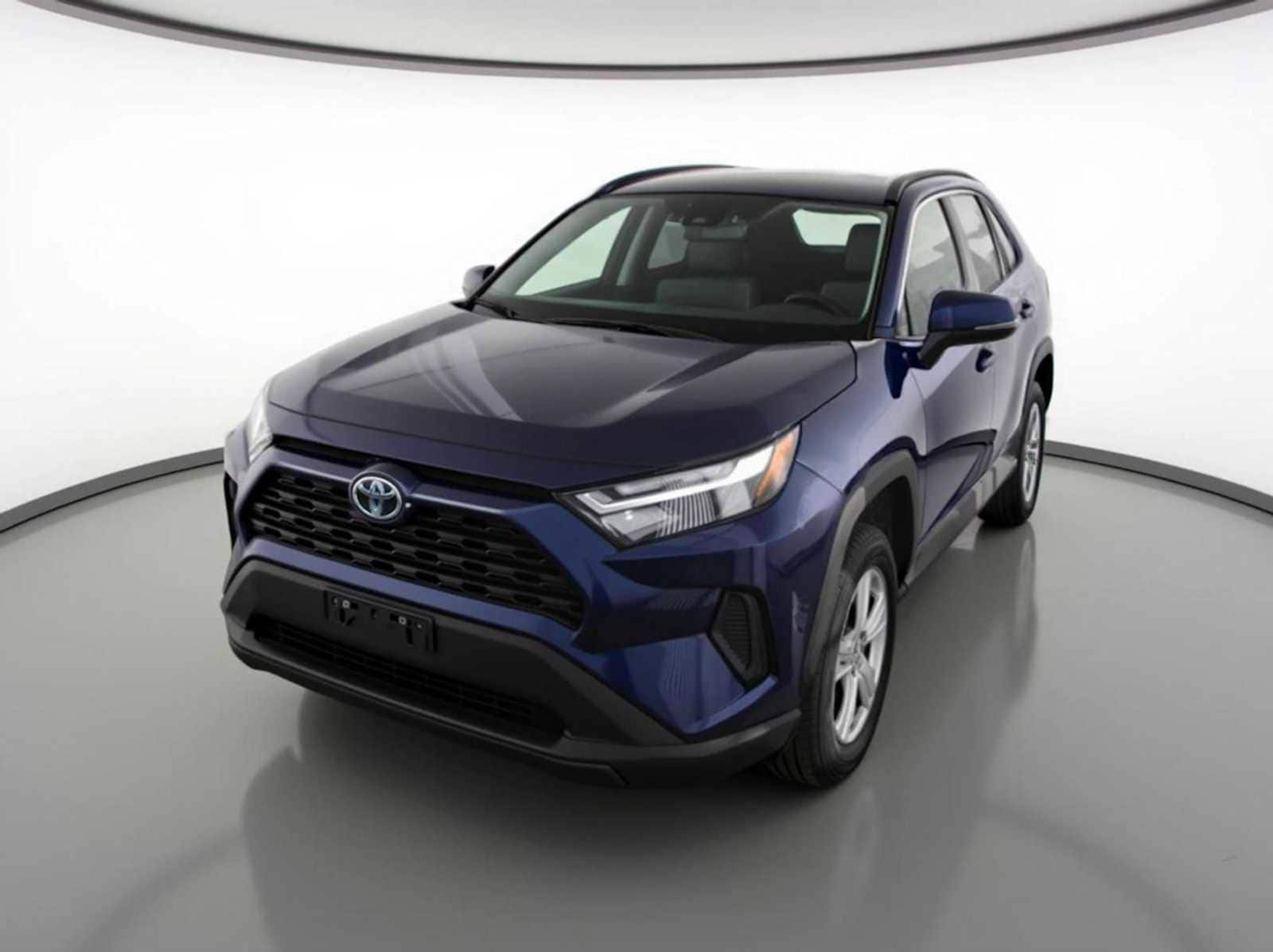 2023 Toyota RAV4 XLE's photo