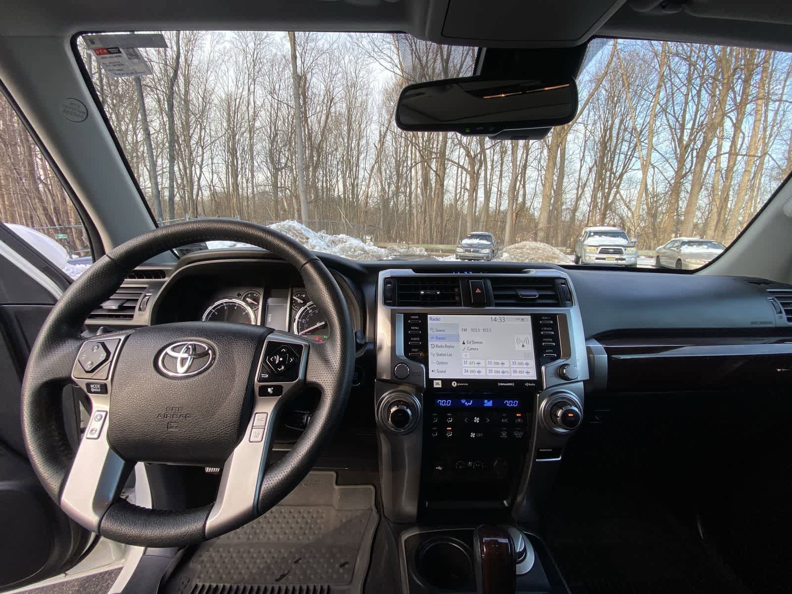 Thumbnail: 2022 Toyota 4Runner - 25