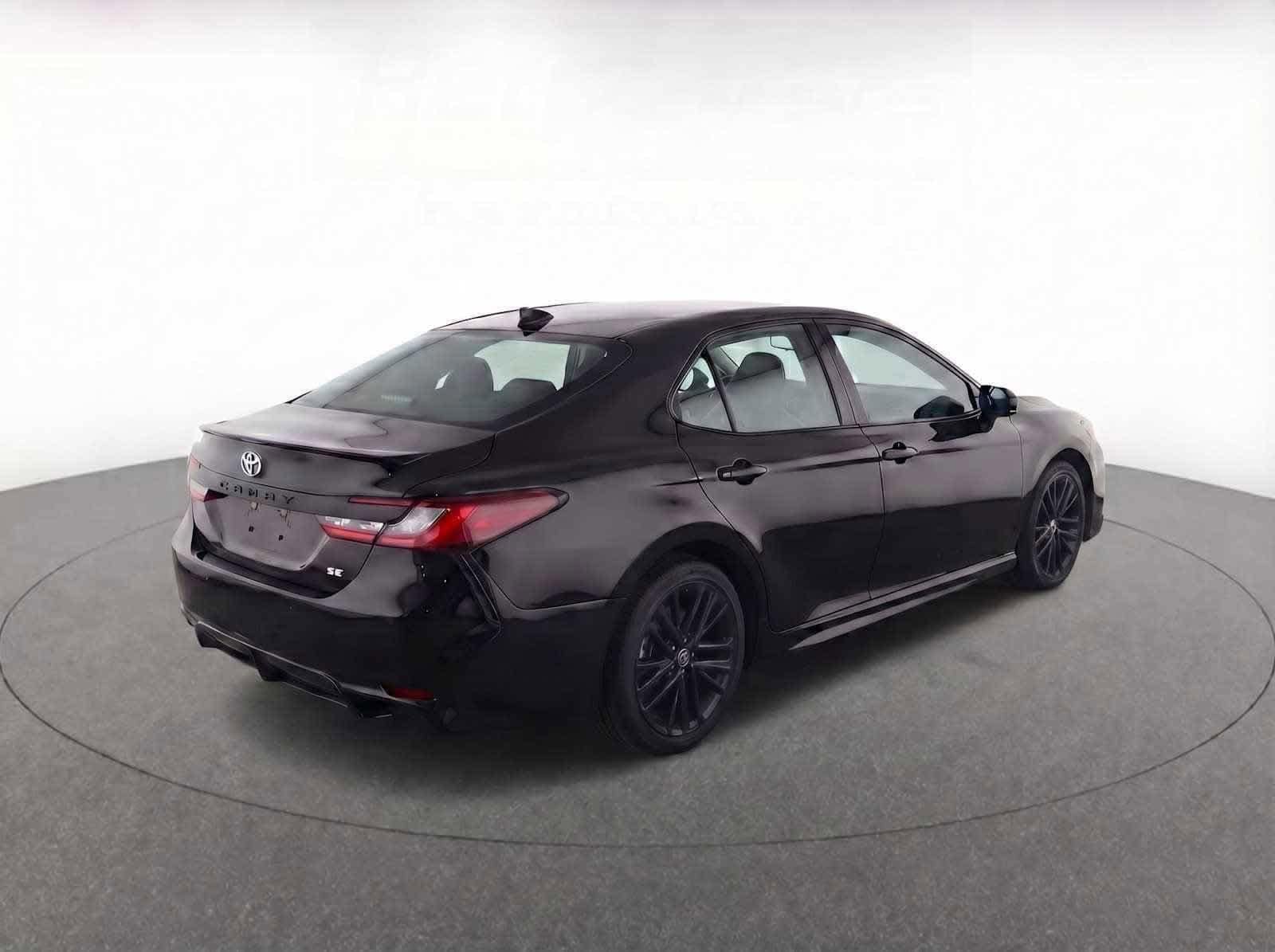 Thumbnail: 2025 Toyota Camry - 6