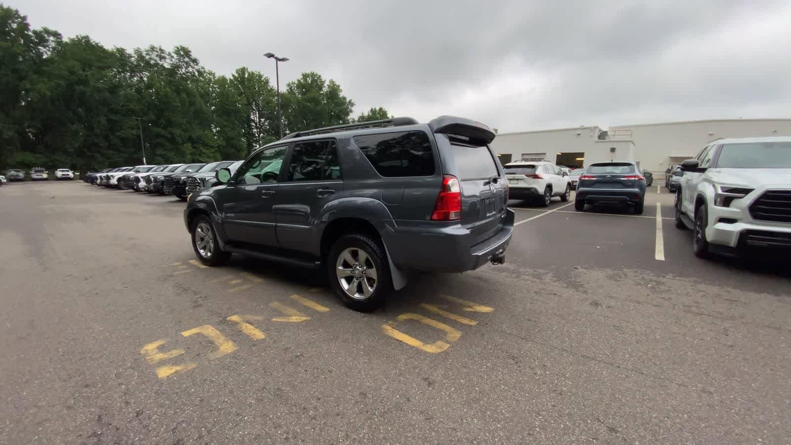 Thumbnail: 2008 Toyota 4Runner - 6