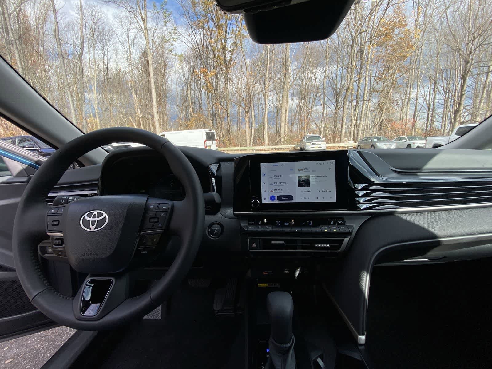 Thumbnail: 2025 Toyota Camry - 24