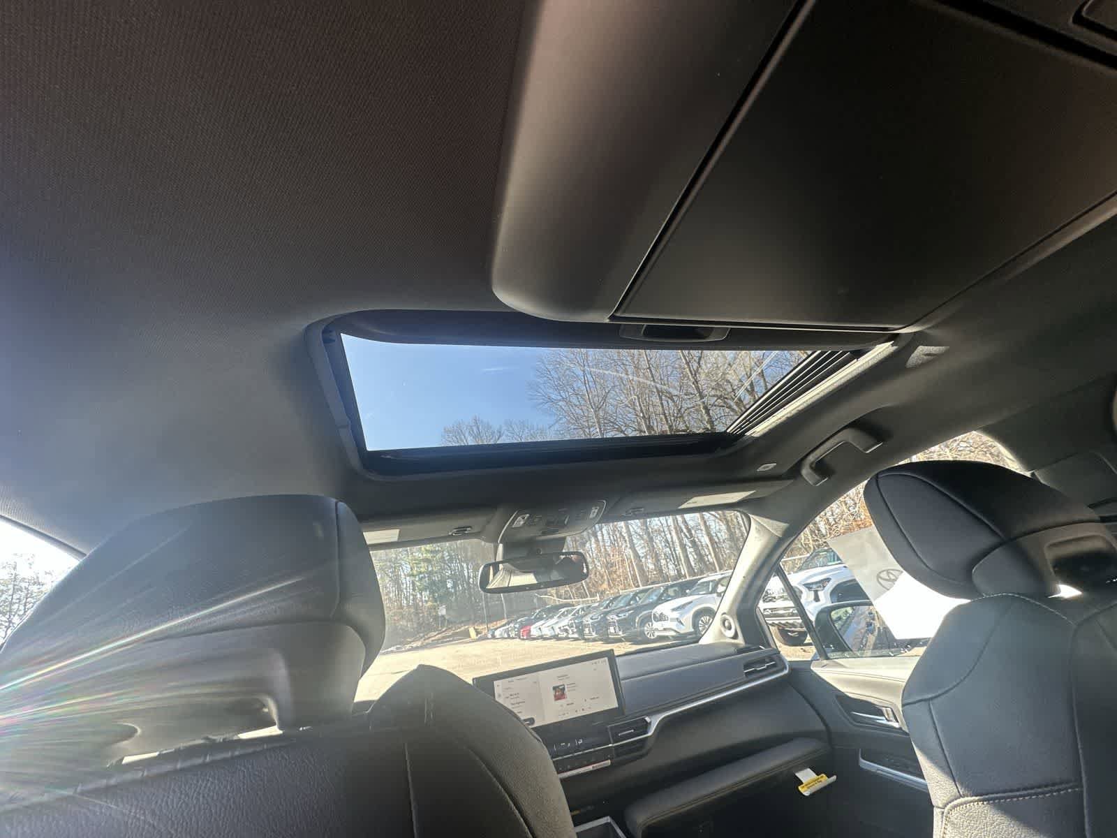 Thumbnail: 2026 Toyota Sienna - 37