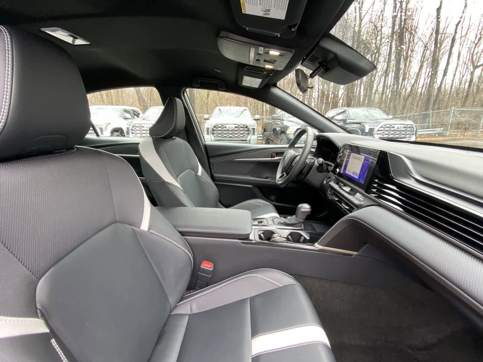 Thumbnail: 2025 Toyota Camry - 27