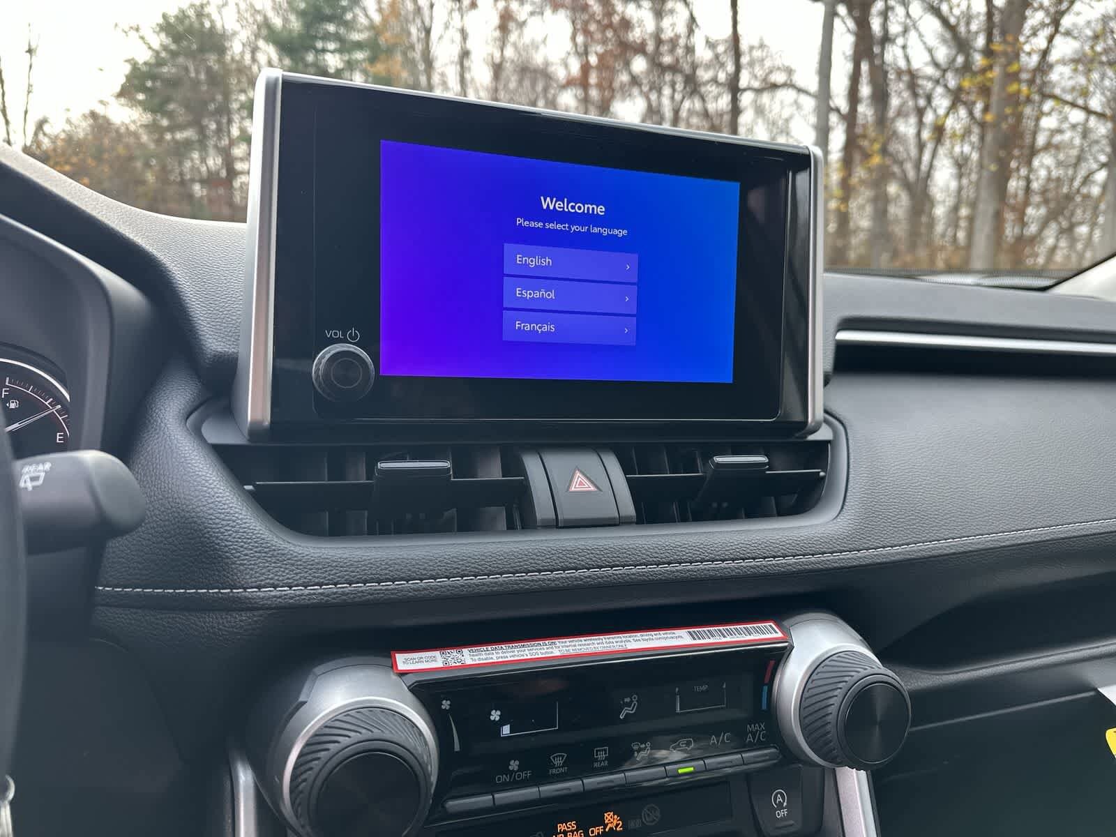 Thumbnail: 2025 Toyota RAV4 - 19