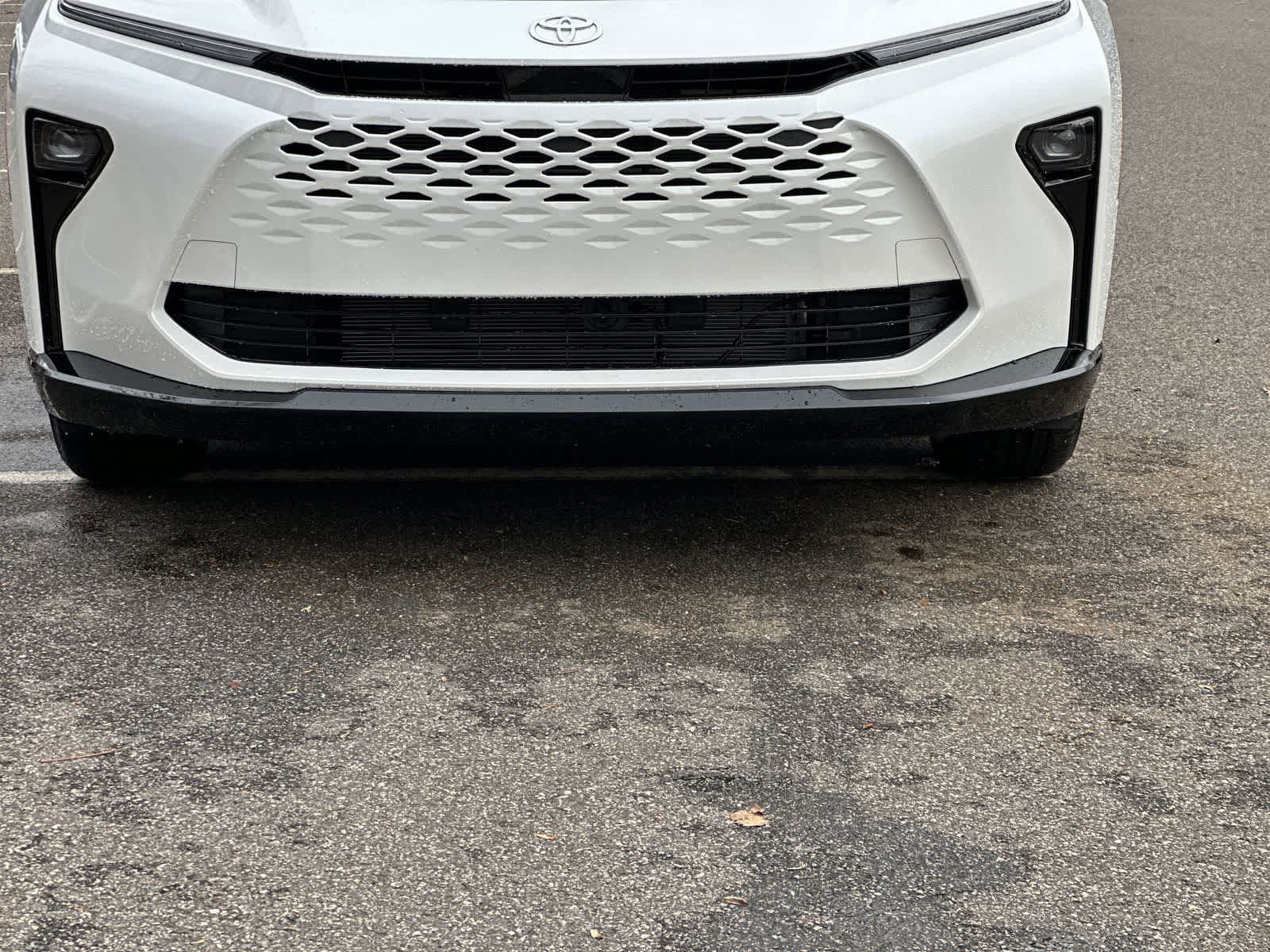 Thumbnail: 2025 Toyota Crown Signia - 18